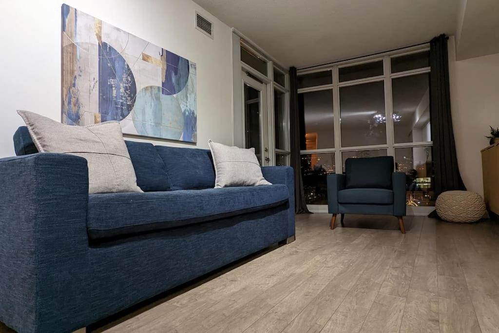 Lovely 2 Bed Condo In Downtown Toronto Ngoại thất bức ảnh